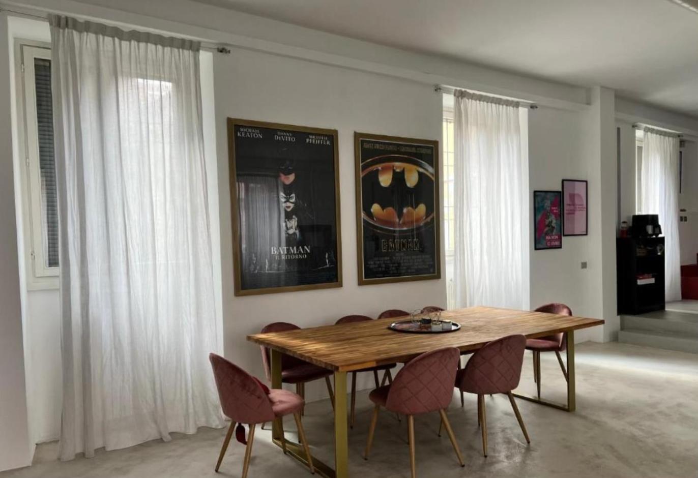 La Casa Di Wayne Villa โคโลญโญ มอนเซเซ ภายนอก รูปภาพ